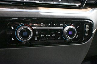 2022 Chevrolet Silverado 1500 in Montreal, Quebec - 14 - w320h240px