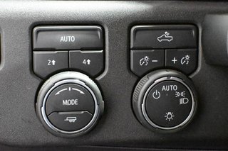 2022 Chevrolet Silverado 1500 in Montreal, Quebec - 11 - w320h240px