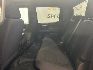 2022 Chevrolet Silverado 1500 in Montreal, Quebec - 11 - w320h240px