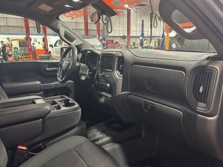 2022 Chevrolet Silverado 1500 in Montreal, Quebec - 12 - w320h240px