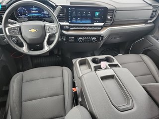 Chevrolet Silverado 1500  2023 à Montréal, Québec - 3 - w320h240px