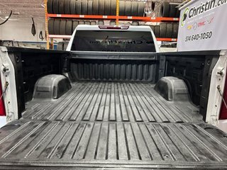 2023 Chevrolet Silverado 1500 in Montreal, Quebec - 11 - w320h240px