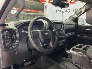 2023 Chevrolet Silverado 1500 in Montreal, Quebec - 5 - w320h240px
