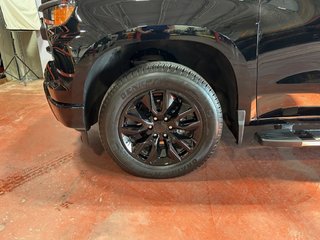2023 Chevrolet Silverado 1500 in Montreal, Quebec - 3 - w320h240px