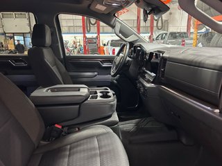 2023 Chevrolet Silverado 1500 in Montreal, Quebec - 18 - w320h240px