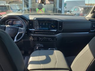 2023 Chevrolet SILVERADO 1500 in Montreal, Quebec - 4 - w320h240px