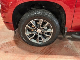 Chevrolet Silverado 1500  2023 à Montréal, Québec - 3 - w320h240px