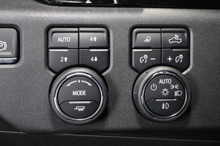 Chevrolet Silverado 1500  2024 à Montréal, Québec - 8 - w320h240px