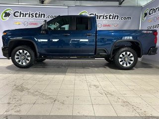 Chevrolet Silverado 2500  2023 à Montréal, Québec - 2 - w320h240px