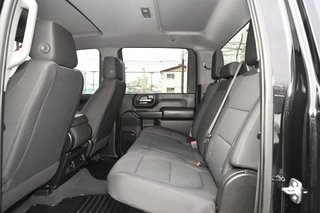 2023 Chevrolet Silverado 2500 in Montreal, Quebec - 11 - w320h240px