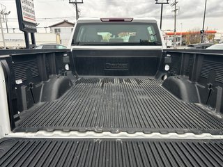 Chevrolet Silverado 2500  2024 à Montréal, Québec - 14 - w320h240px