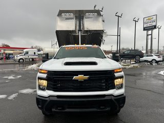 Chevrolet Silverado 3500  2024 à Montréal, Québec - 2 - w320h240px