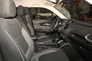 Chevrolet Trailblazer  2023 à Montréal, Québec - 12 - w320h240px