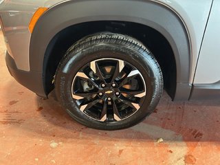 2023 Chevrolet TrailBlazer in Montreal, Quebec - 3 - w320h240px