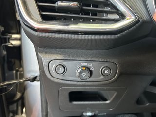 2023 Chevrolet TrailBlazer in Montreal, Quebec - 12 - w320h240px