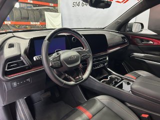 2025 Chevrolet Traverse in Montreal, Quebec - 4 - w320h240px
