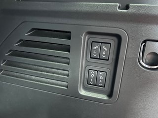 2025 Chevrolet Traverse in Montreal, Quebec - 15 - w320h240px