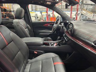 2025 Chevrolet Traverse in Montreal, Quebec - 18 - w320h240px