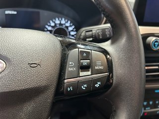 Ford Escape  2022 à Montréal, Québec - 7 - w320h240px