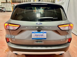 Ford Escape  2022 à Montréal, Québec - 14 - w320h240px