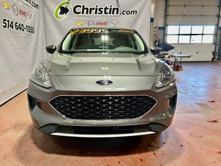 Ford Escape  2022 à Montréal, Québec - 2 - w320h240px