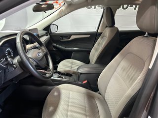 Ford Escape  2022 à Montréal, Québec - 5 - w320h240px