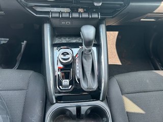 2023 GMC Canyon in Montreal, Quebec - 15 - w320h240px