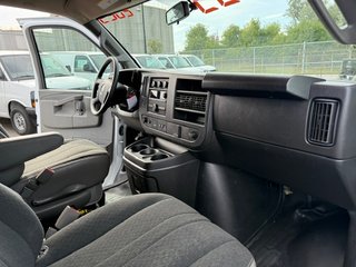 2023 GMC SAVANA in Montreal, Quebec - 7 - w320h240px