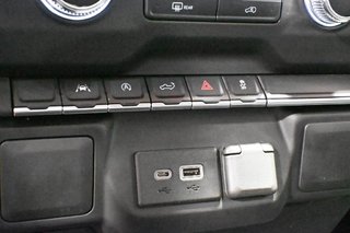 2022 GMC Sierra 1500 in Montreal, Quebec - 8 - w320h240px