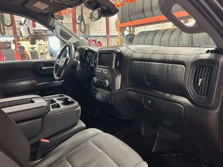 2023 GMC SIERRA 1500 in Montreal, Quebec - 14 - w320h240px