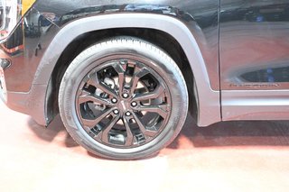 2022 GMC Terrain in Montreal, Quebec - 3 - w320h240px
