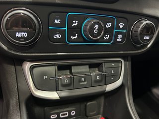 GMC TERRAIN  2022 à Montréal, Québec - 15 - w320h240px