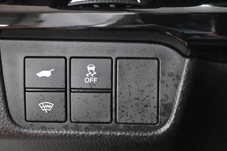 Honda CR-V HYBRID  2023 à Montréal, Québec - 11 - w320h240px