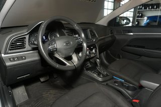 Hyundai Elantra  2020 à Montréal, Québec - 9 - w320h240px