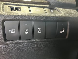 2015 Hyundai Santa Fe in Montreal, Quebec - 15 - w320h240px