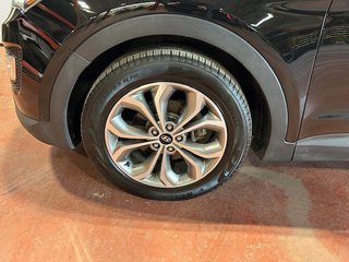 2015 Hyundai Santa Fe in Montreal, Quebec - 3 - w320h240px