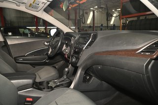 Hyundai Santa Fe  2018 à Montréal, Québec - 10 - w320h240px