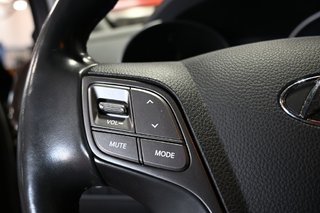 Hyundai Santa Fe  2018 à Montréal, Québec - 13 - w320h240px