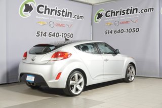 2013 Hyundai Veloster in Montreal, Quebec - 5 - w320h240px