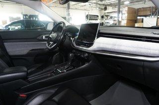 2022 Jeep Compass in Montreal, Quebec - 15 - w320h240px