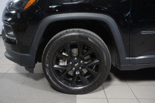 2022 Jeep Compass in Montreal, Quebec - 3 - w320h240px