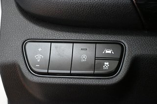 Kia Seltos  2021 à Montréal, Québec - 10 - w320h240px