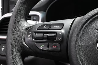 Kia Sorento  2017 à Montréal, Québec - 13 - w320h240px