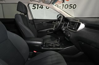 Kia Sorento  2017 à Montréal, Québec - 6 - w320h240px