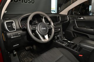 Kia Sportage  2021 à Montréal, Québec - 9 - w320h240px