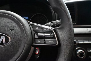 Kia Sportage  2021 à Montréal, Québec - 12 - w320h240px