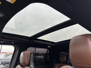 Lincoln Navigator  2022 à Montréal, Québec - 10 - w320h240px