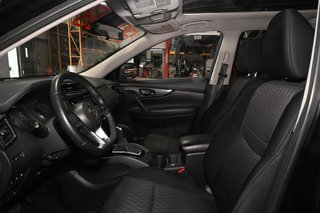 Nissan Rogue  2020 à Montréal, Québec - 8 - w320h240px