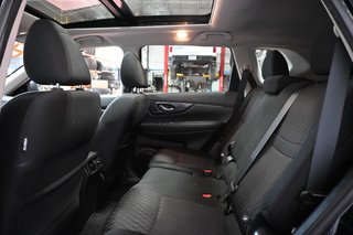 Nissan Rogue  2020 à Montréal, Québec - 6 - w320h240px