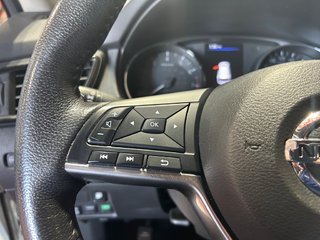 2020 Nissan ROGUE in Montreal, Quebec - 12 - w320h240px